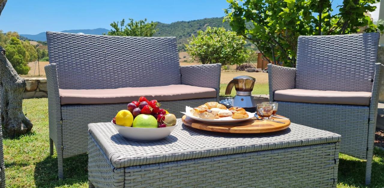 House Castiadas Tra Mare E Montagna Εξωτερικό φωτογραφία