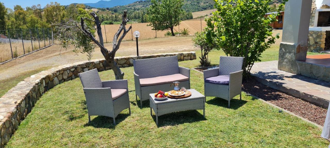 House Castiadas Tra Mare E Montagna Εξωτερικό φωτογραφία